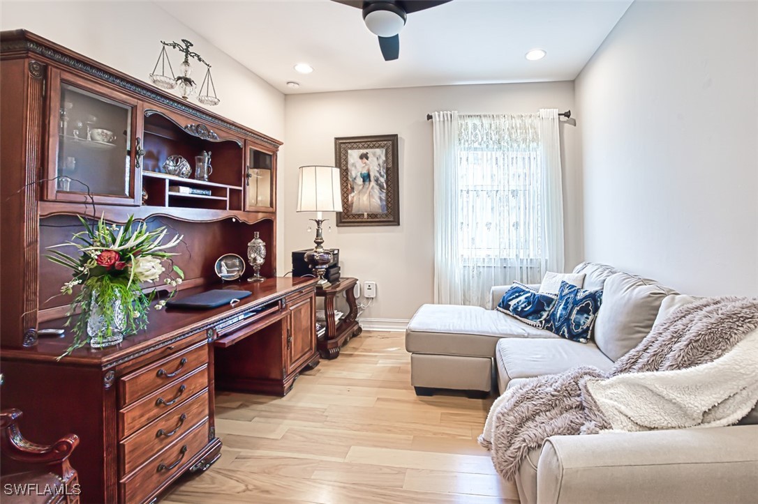 8064 Banyan Breeze Way Property Photo 10