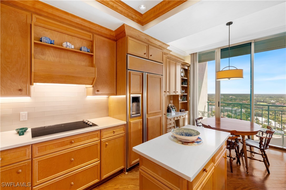 7515 Pelican Bay Blvd Ph-d Property Photo 7