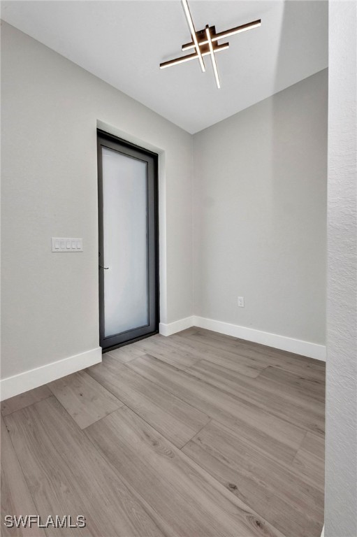 1327 Wesley Dr Property Photo 3