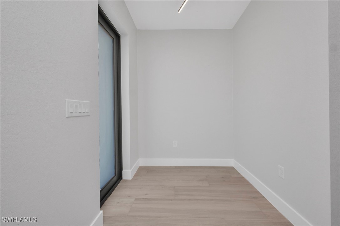 1327 Wesley Dr Property Photo 4