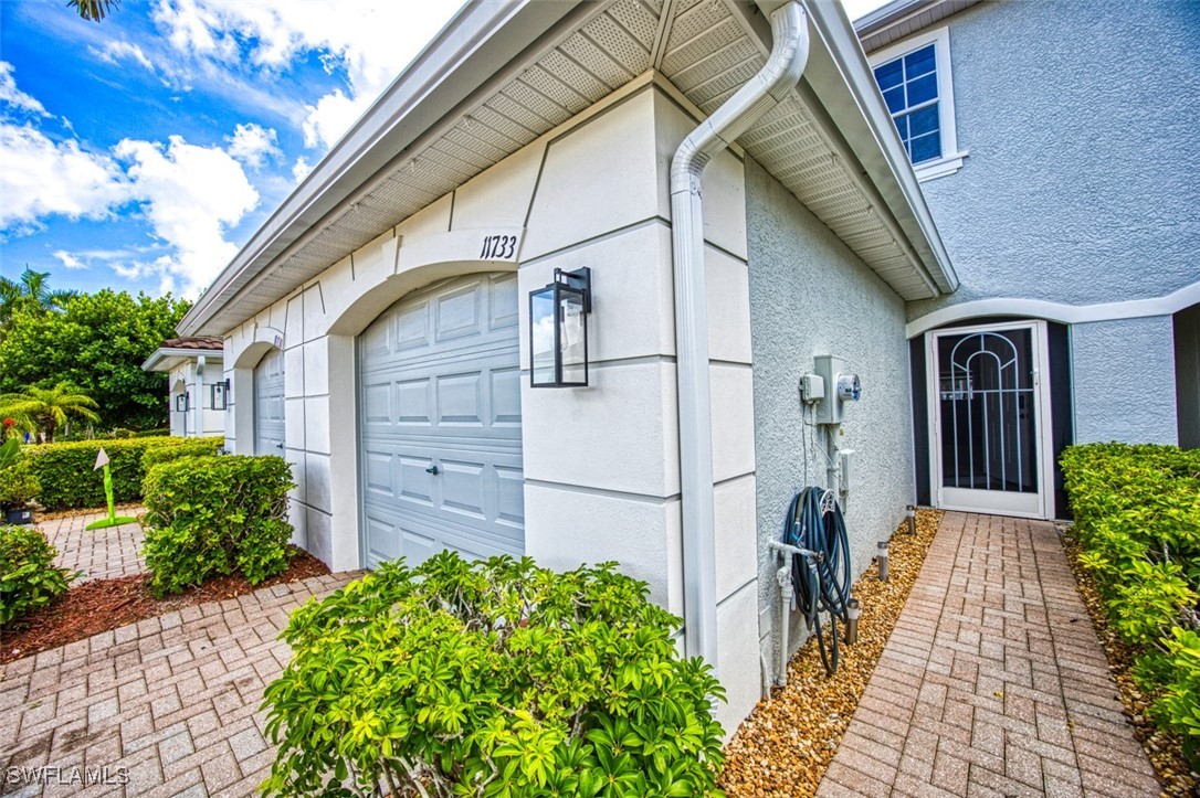 11733 Eros Rd Property Photo 3