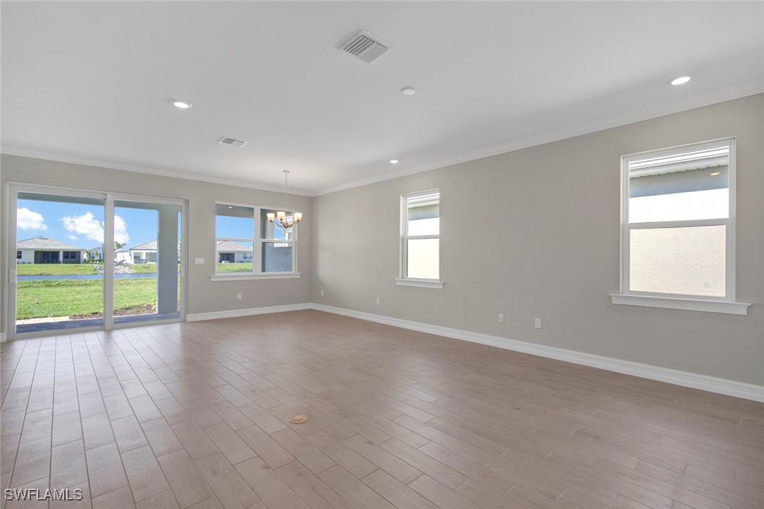 28028 Sanibel Sands St Property Photo 9