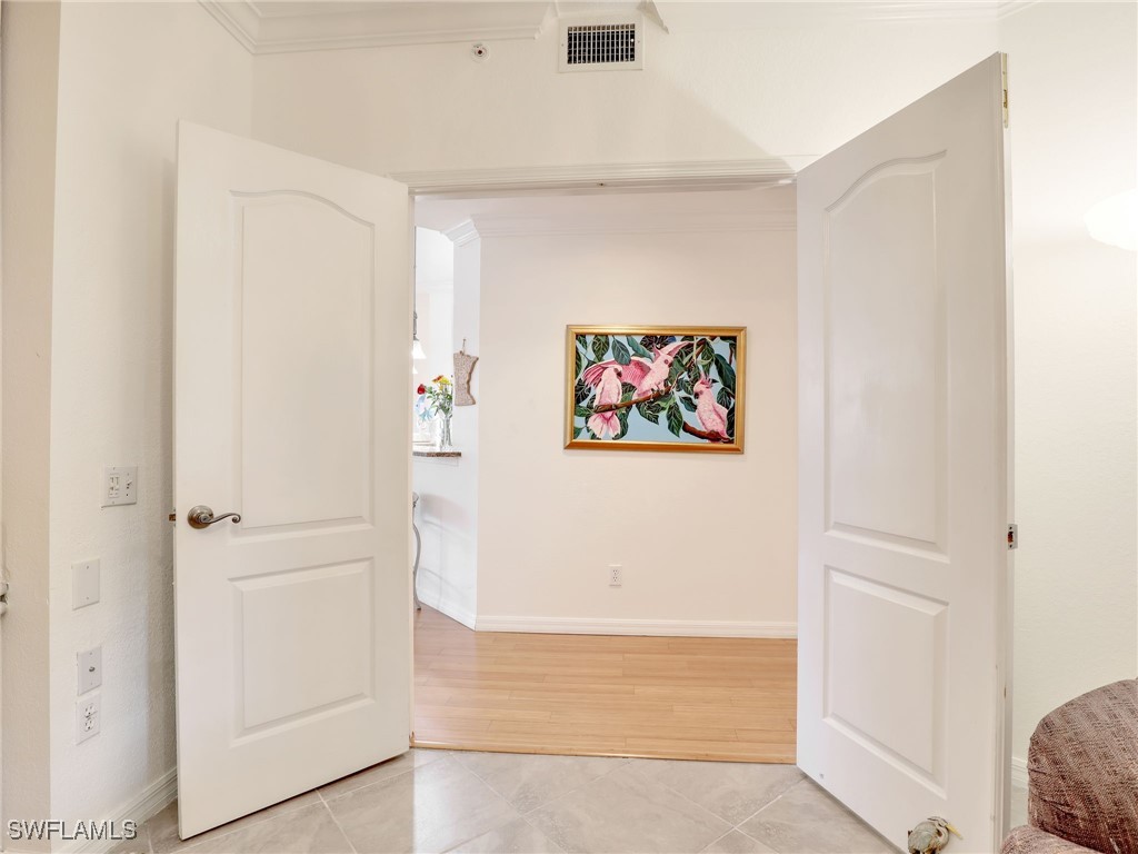 7734 Pebble Creek Cir 104 Property Photo 3