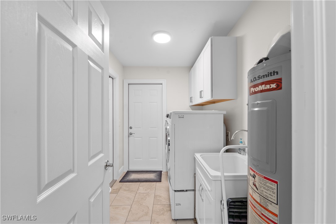 4476 Windjammer Ln Property Photo 11