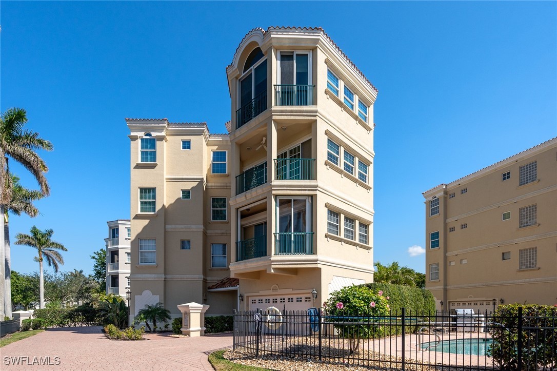 11160 Harbour Yacht Ct B Property Photo 1