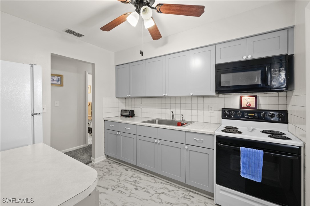 30 Desert Candle Cir Property Photo 5