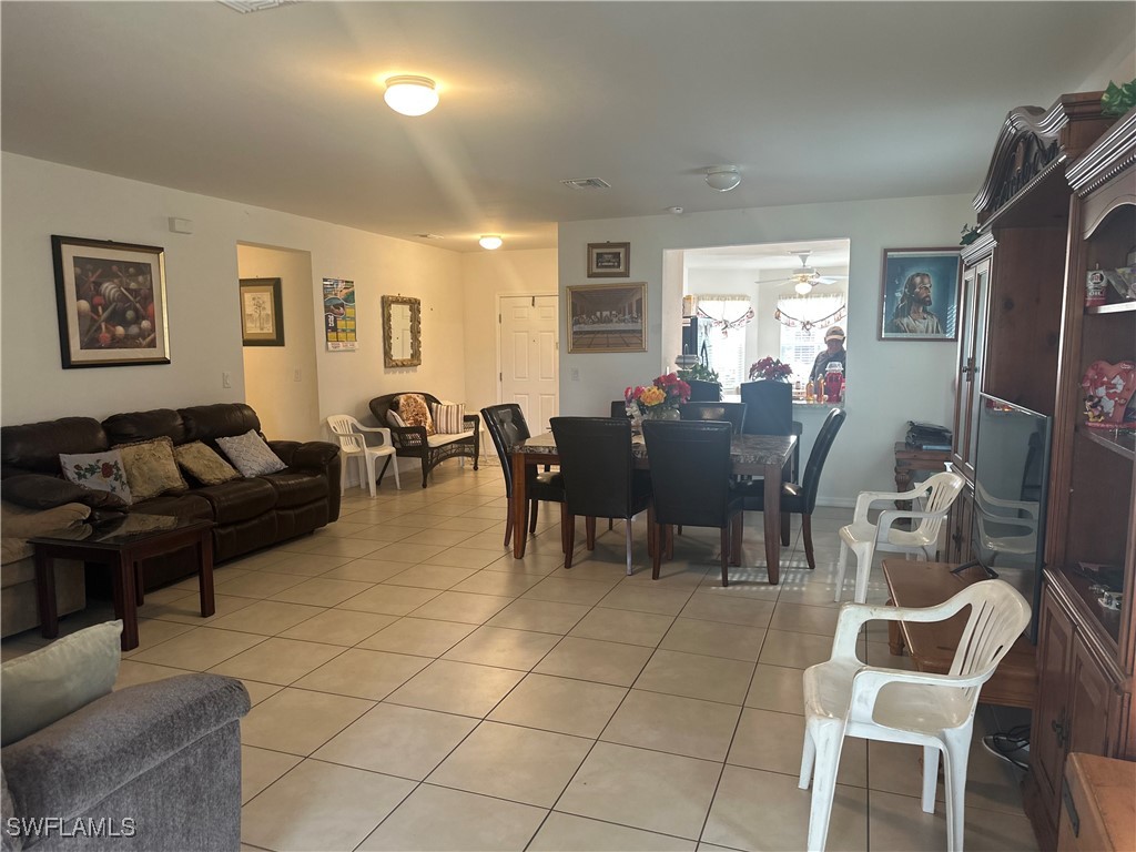 10308 Silver Pond Ln Property Photo 4