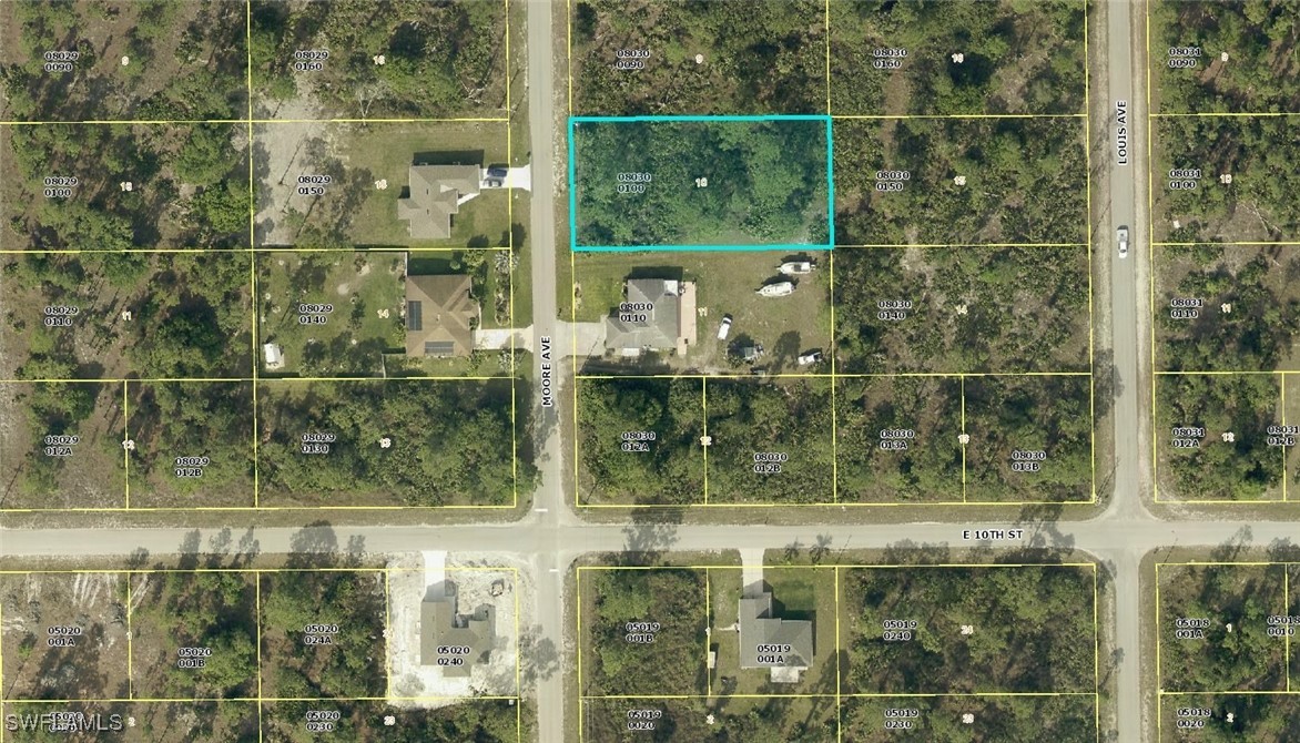 1004 Moore AVE Property Photo 1