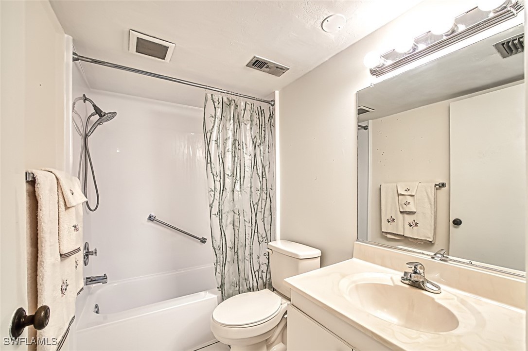 1700 Pine Valley Dr 211 Property Photo 17
