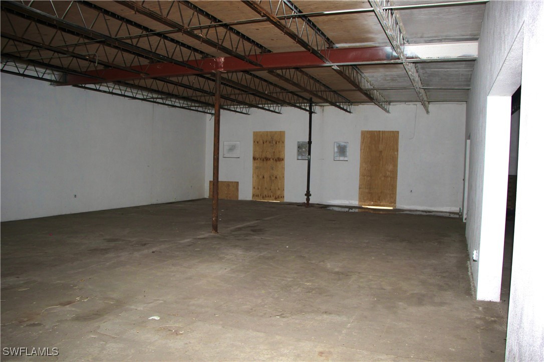 1181 N Tamiami Trl Property Photo 18