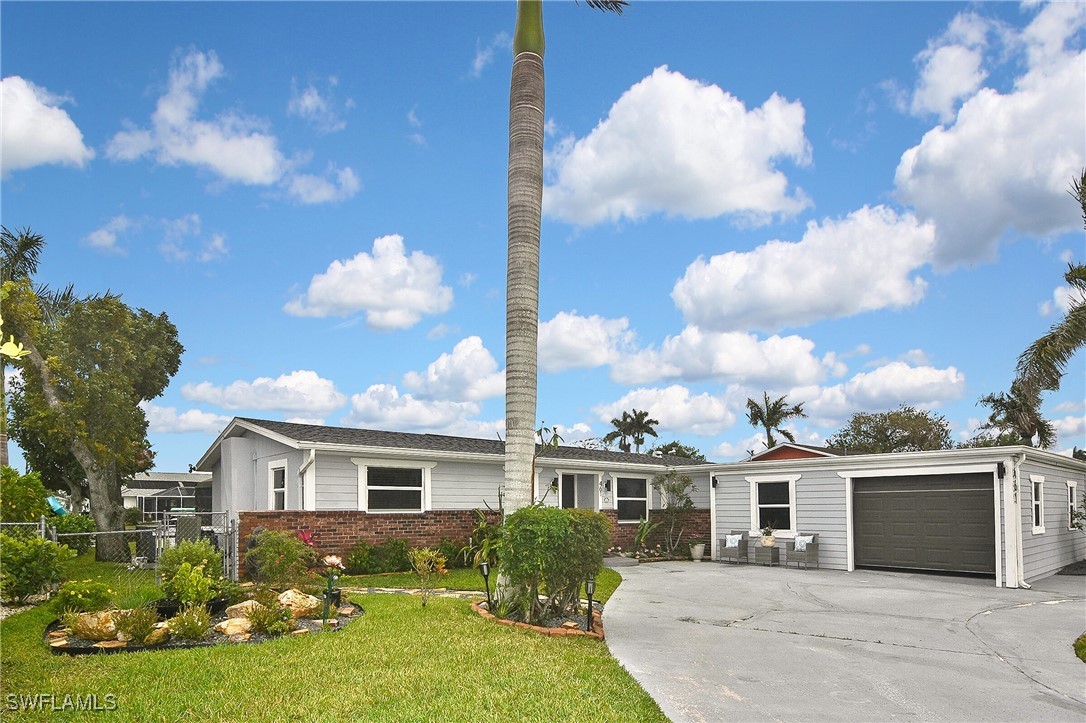 461 Stipe St Property Photo 3