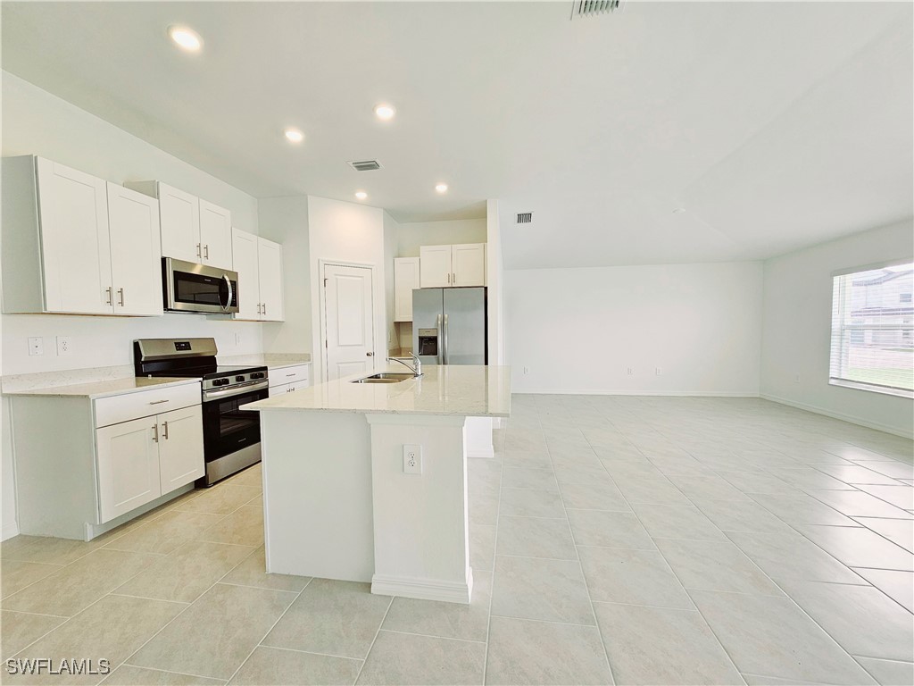 17700 Paradiso Way Property Photo 2