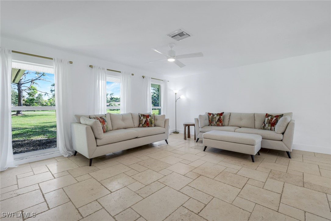 3636 Heritage Ln Property Photo 7