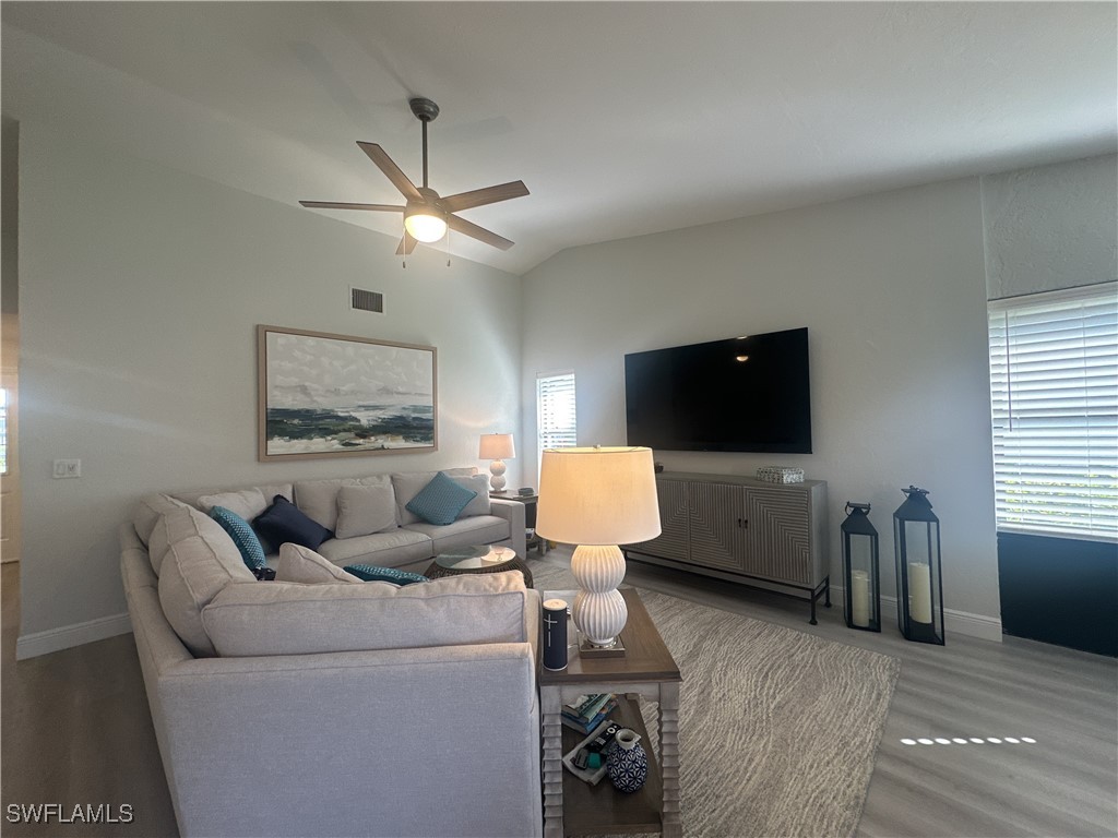 11163 Caravel Cir Property Photo 16