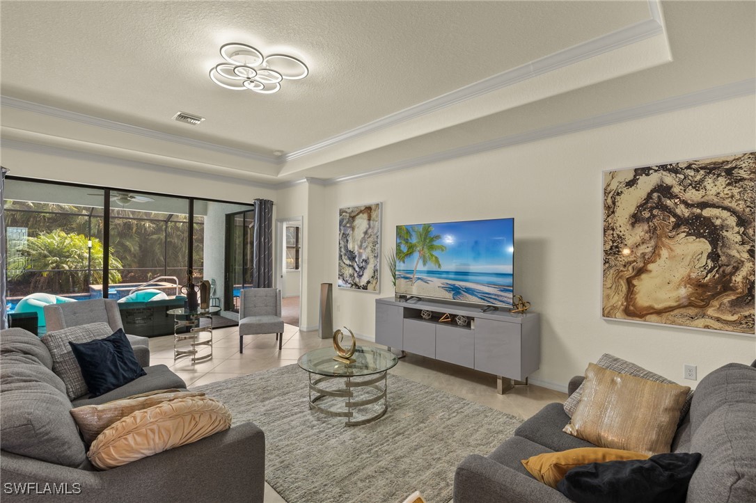 11892 Hickory Estate Cir Property Photo 6