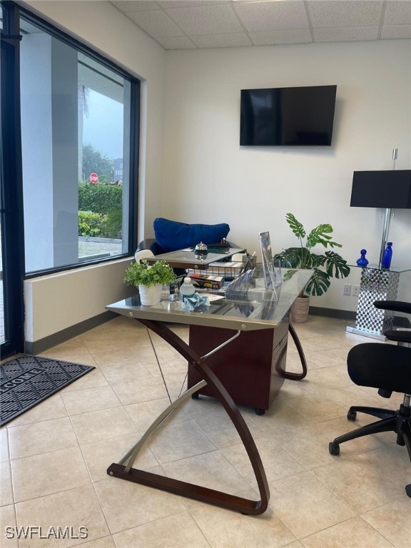 5187 Tamiami Trl N Property Photo 3