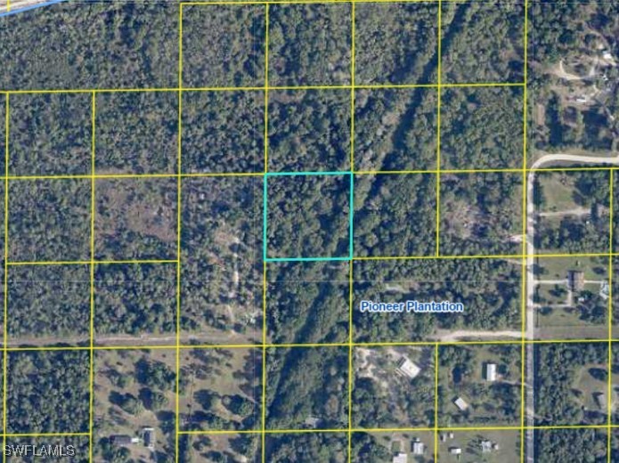 450 Tampa Ave Property Photo 2