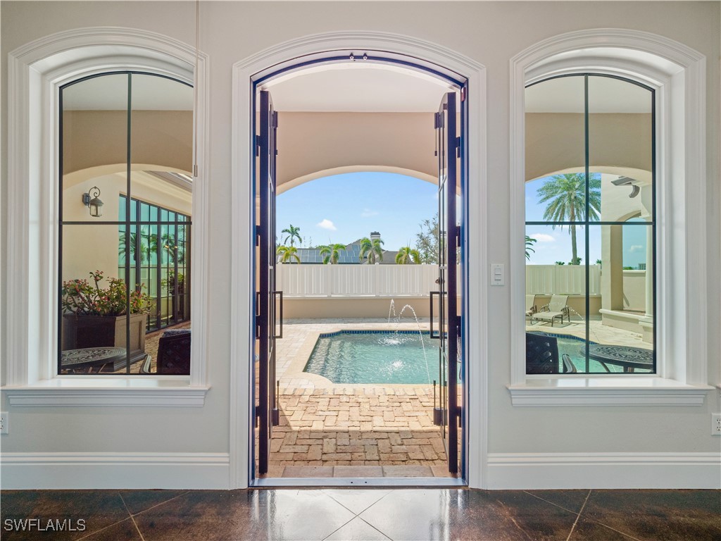 6005 W Riverside Dr Property Photo 19