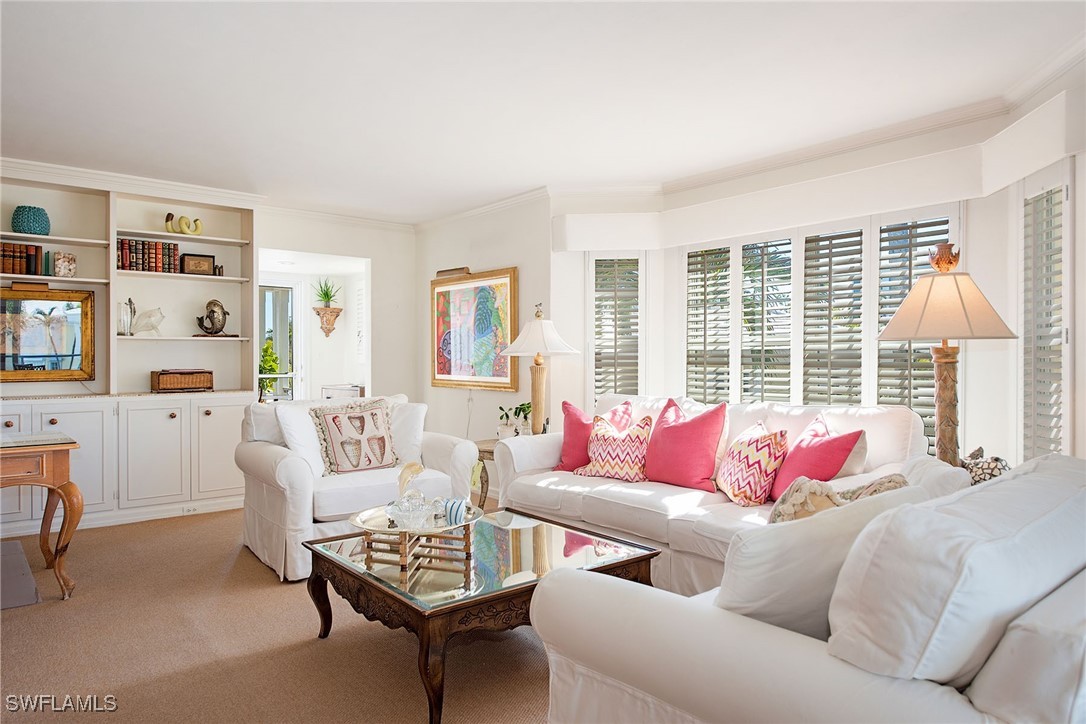 2601 Gulf Shore Blvd N 26 Property Photo 3