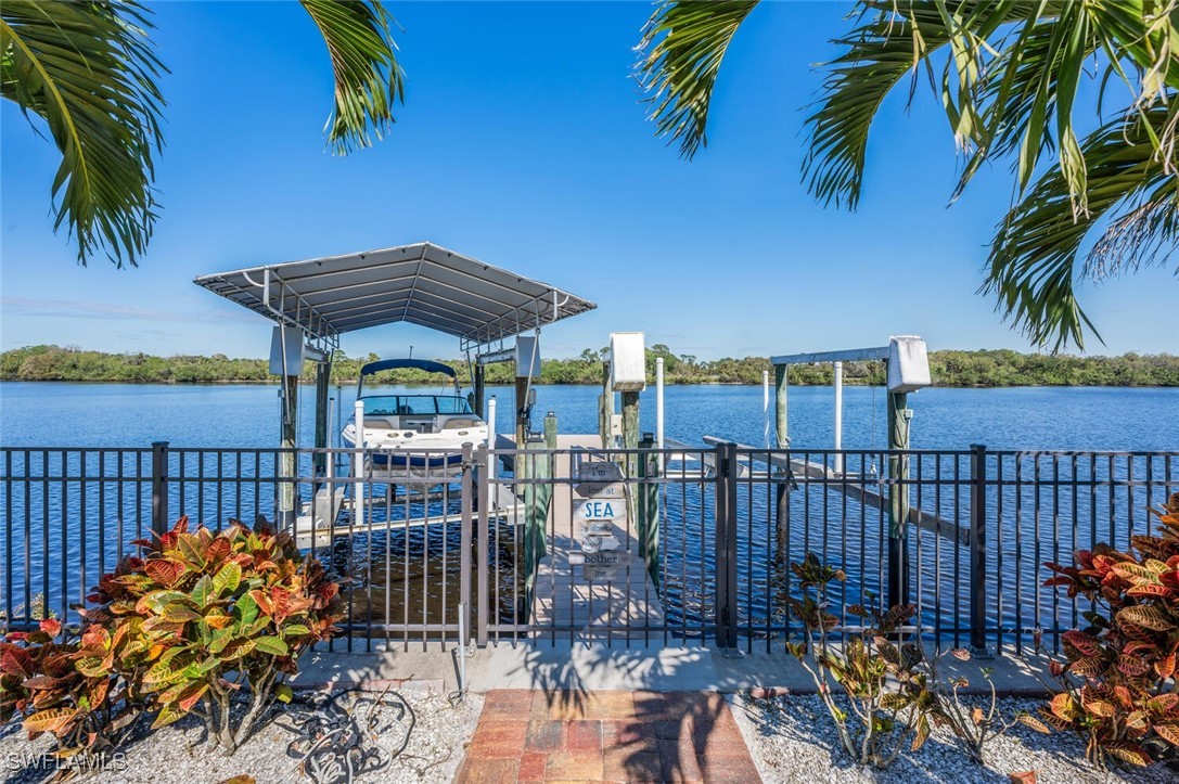 13308 Island Rd Property Photo 1