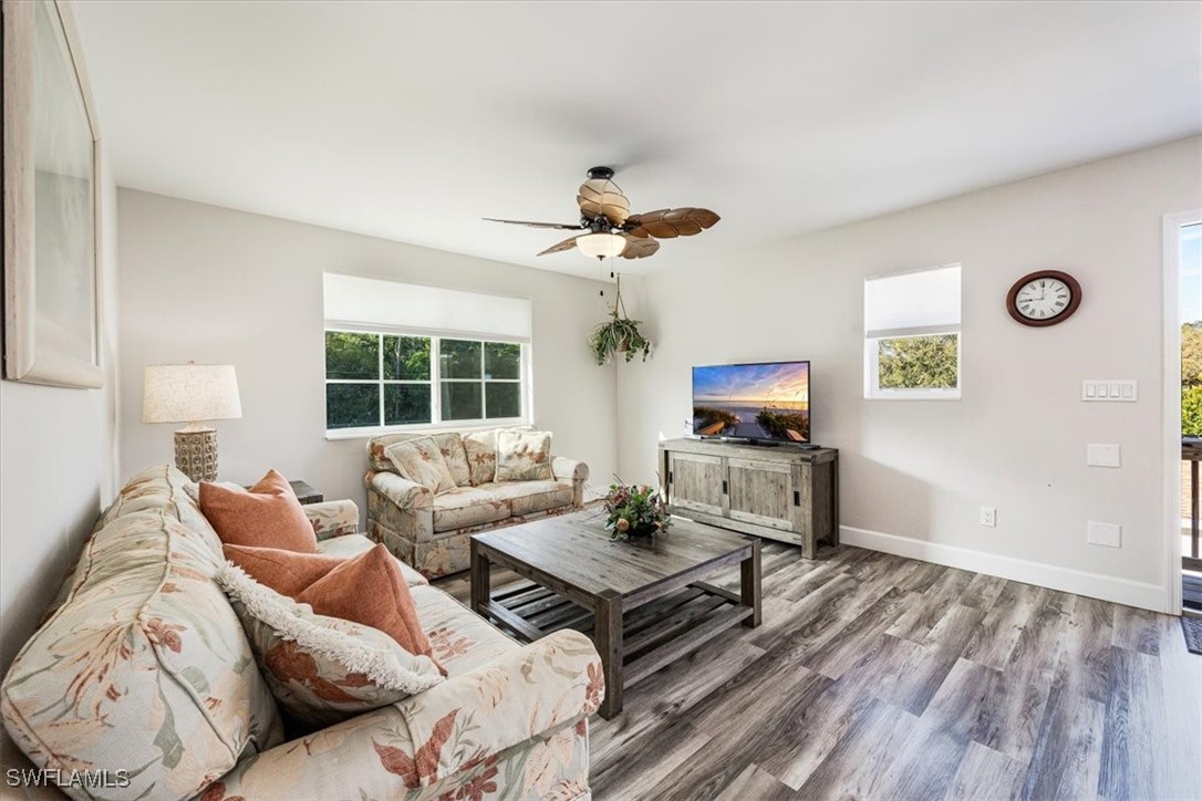 3561 Thomasson Dr Property Photo 5