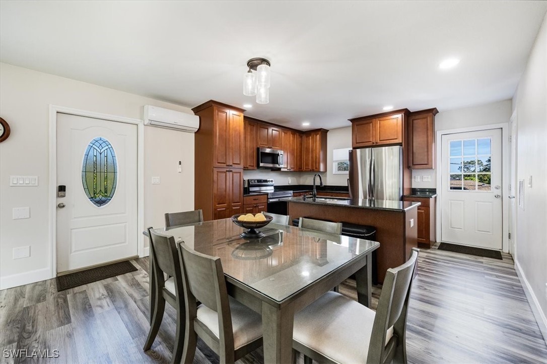 3561 Thomasson Dr Property Photo 6