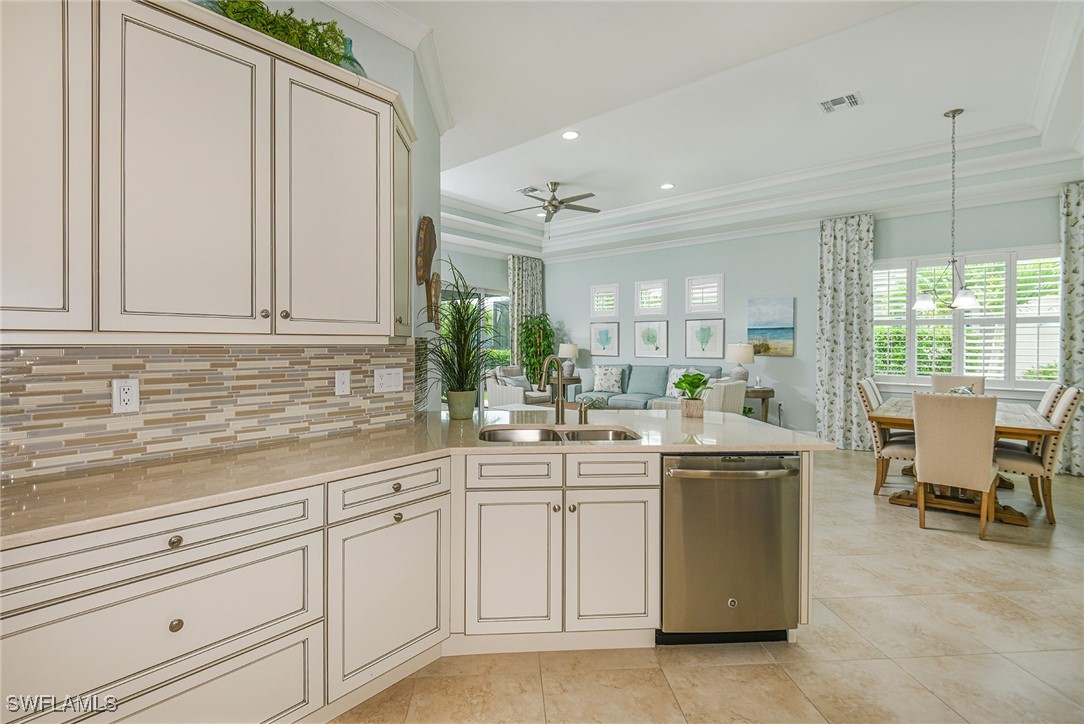 8873 Yucatan Ct Property Photo 11