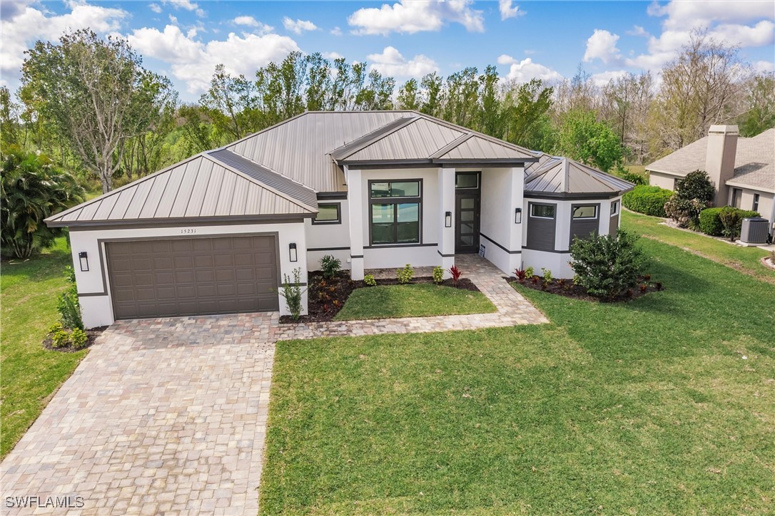 15231 Briarcrest Cir Property Photo 1