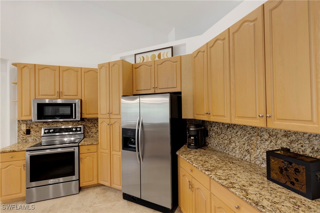 1912 Lagoon Ln Property Photo 13