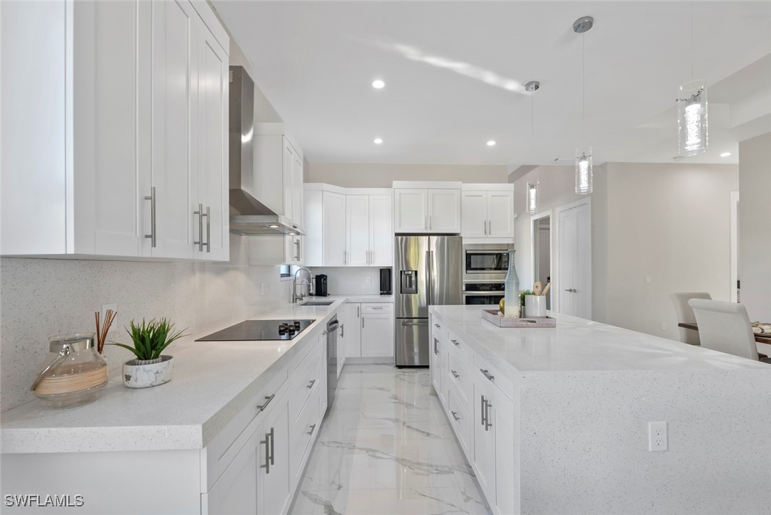 799 108th Ave N Property Photo 5