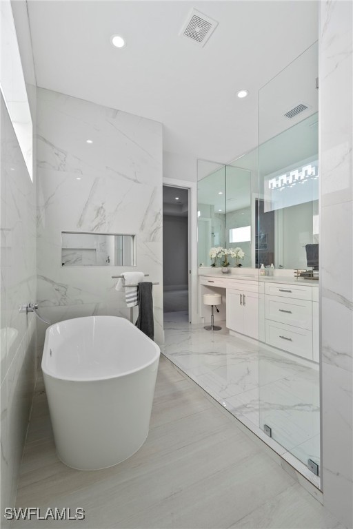 799 108th Ave N Property Photo 13