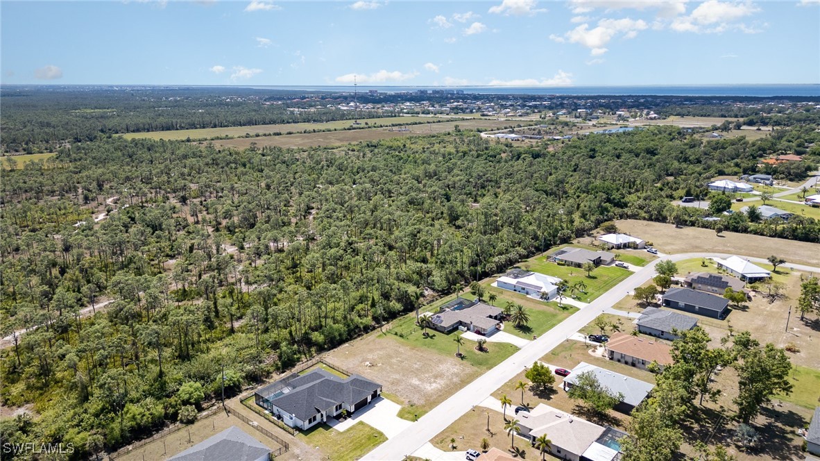 25573 Prada Dr Property Photo 8