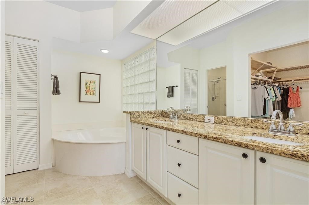 27155 Oakwood Lake Dr 201 Property Photo 13