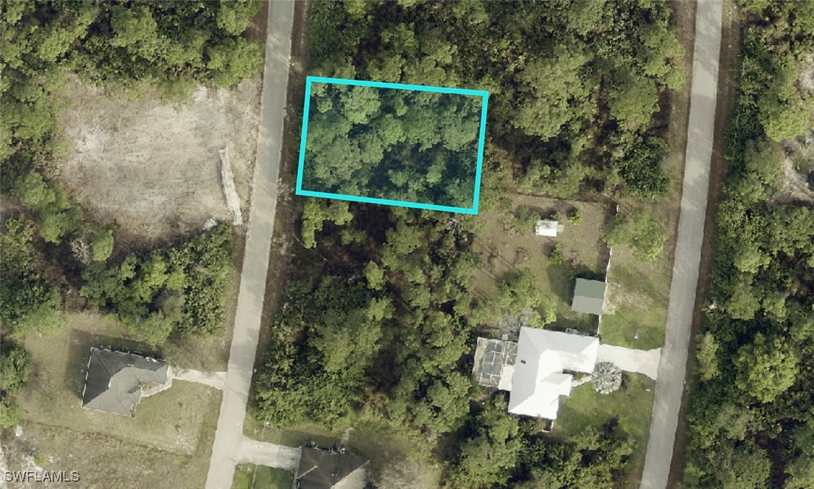 515 Kilarney Ave S Property Photo 1