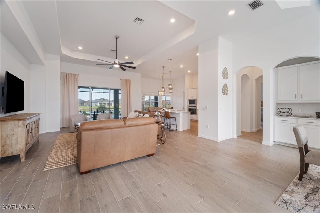 5825 Carnoustie Ct Property Photo 23