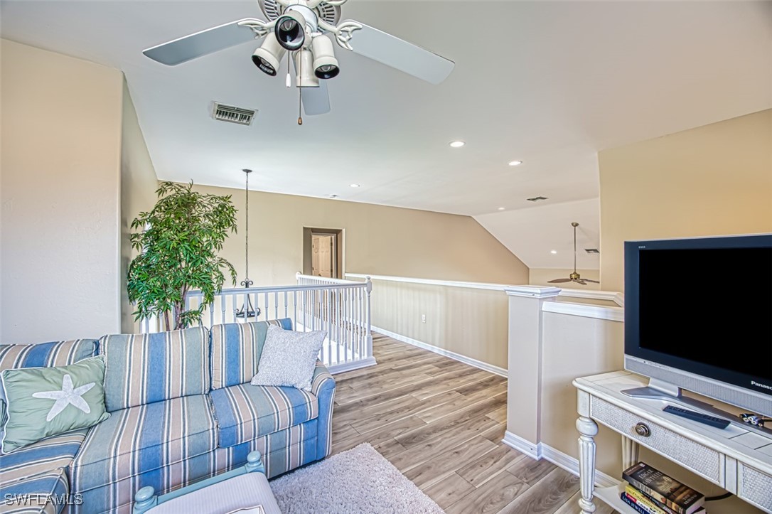 9022 Prosperity Way Property Photo 32