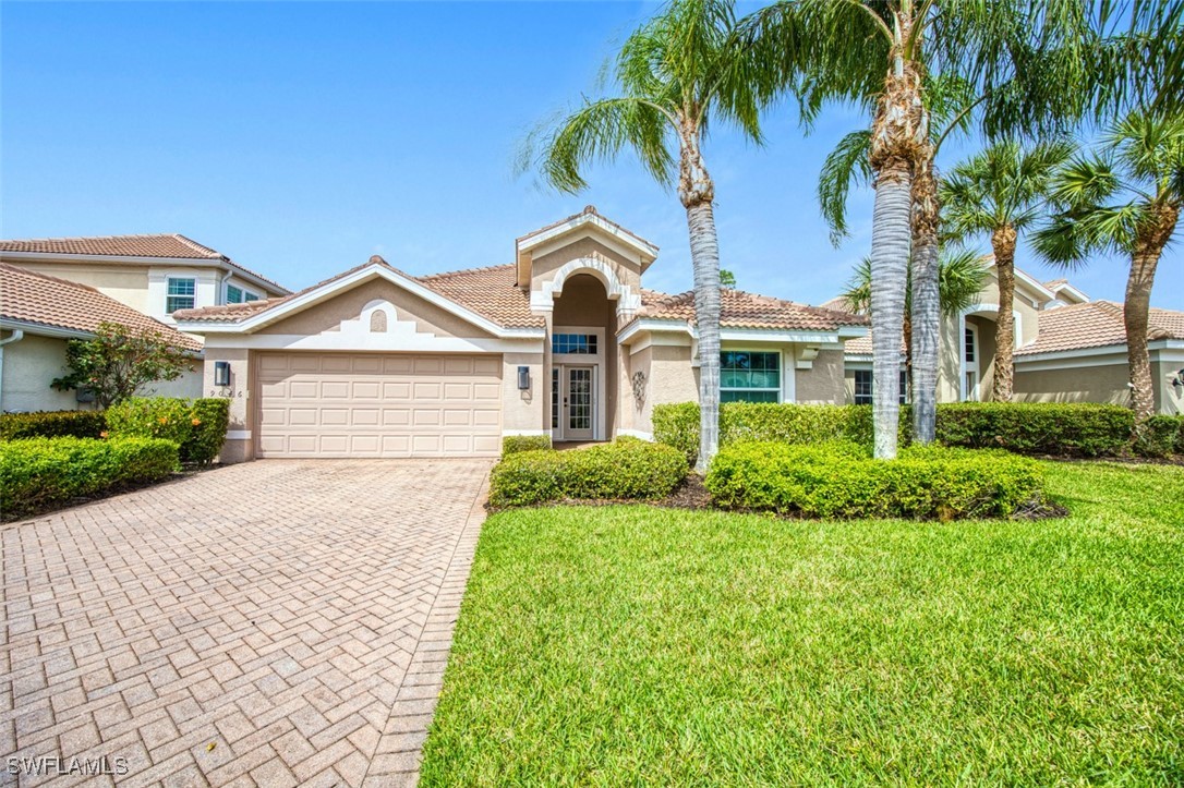 9046 Shadow Glen Way Property Photo 3