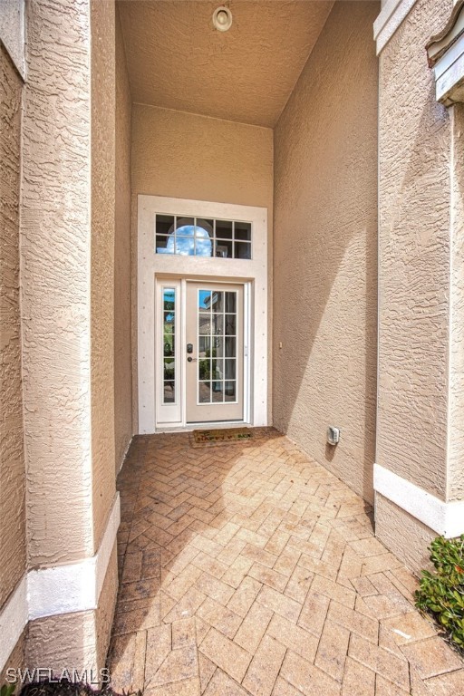 9046 Shadow Glen Way Property Photo 7