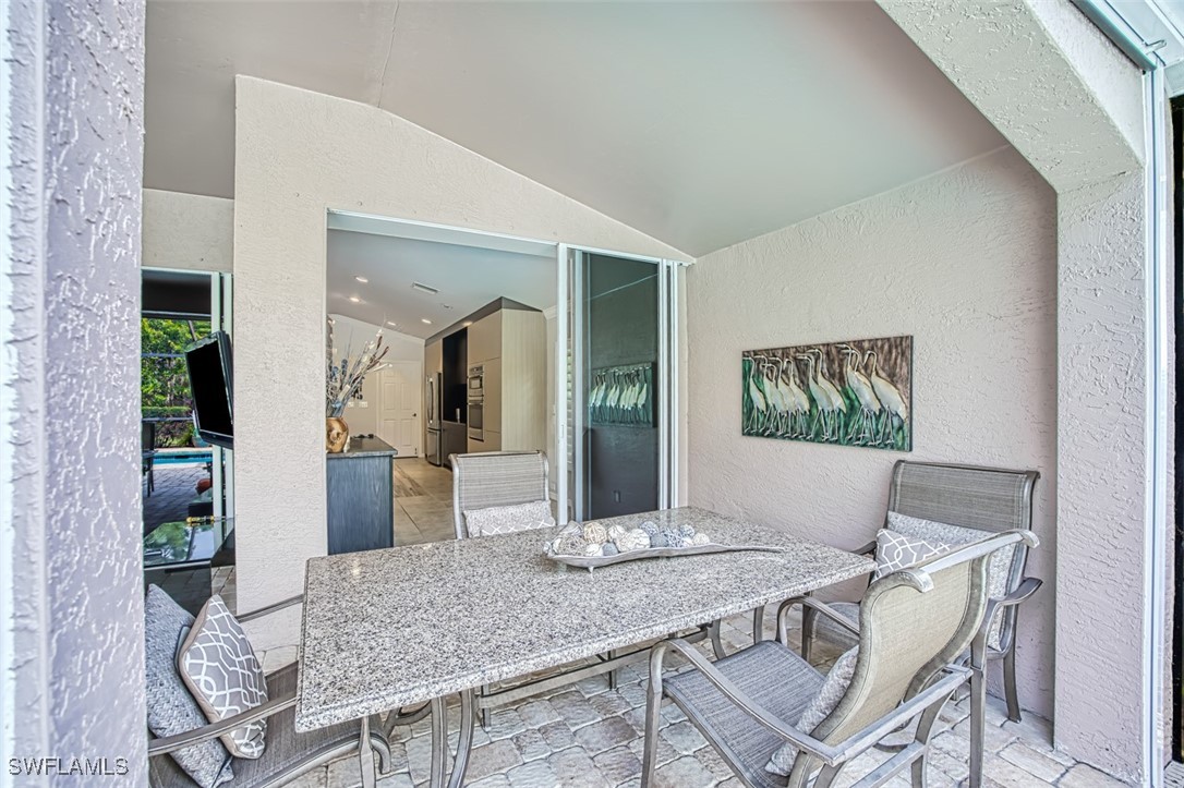 9046 Shadow Glen Way Property Photo 22