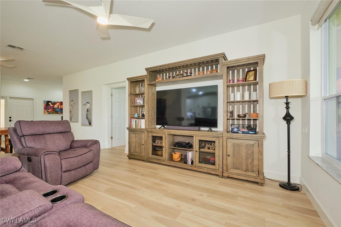 9230 Bayberry Bend 104 Property Photo 15