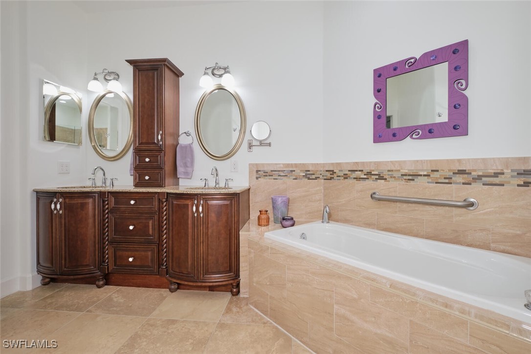 9230 Bayberry Bend 104 Property Photo 30