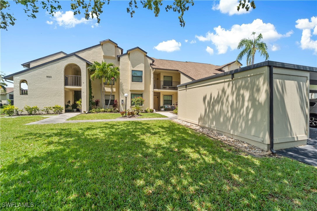 8565 Charter Club Cir 7 Property Photo 2