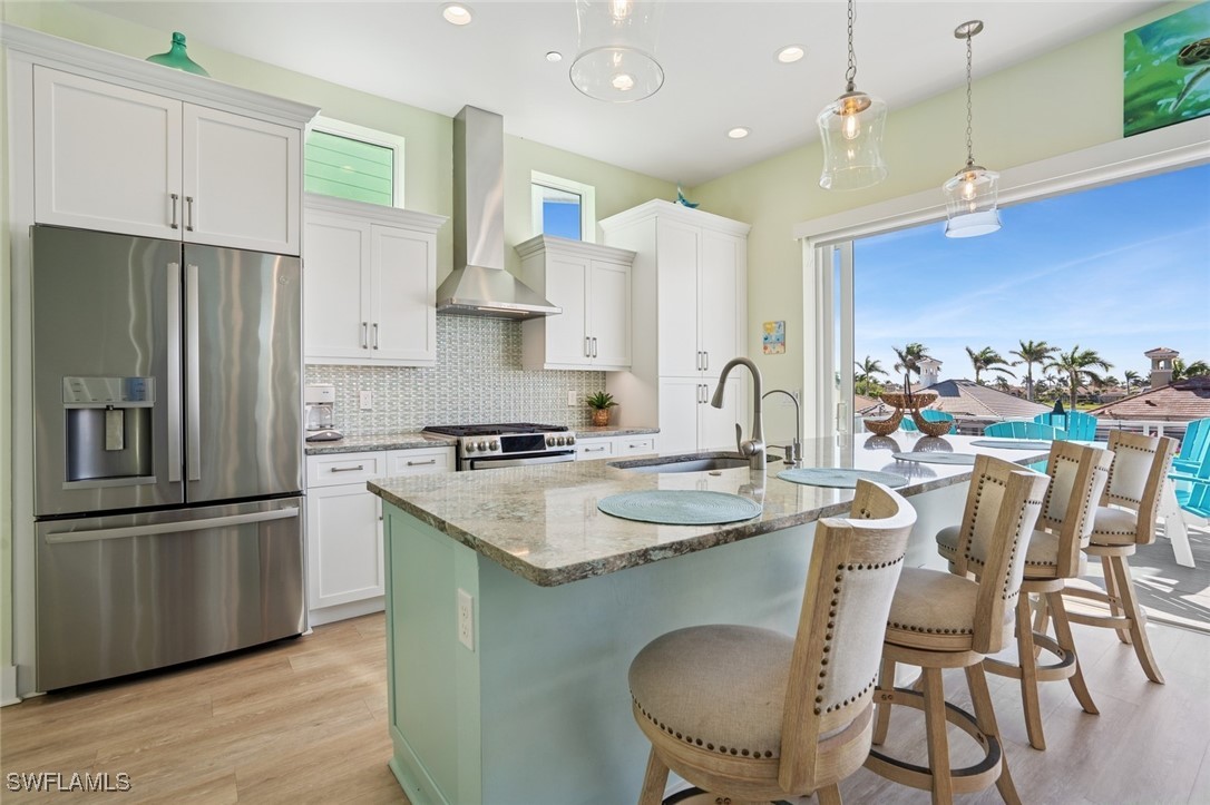 5862 Shell Cove Dr Property Photo 8