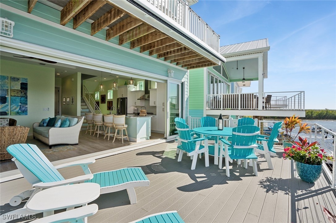 5862 Shell Cove Dr Property Photo 10