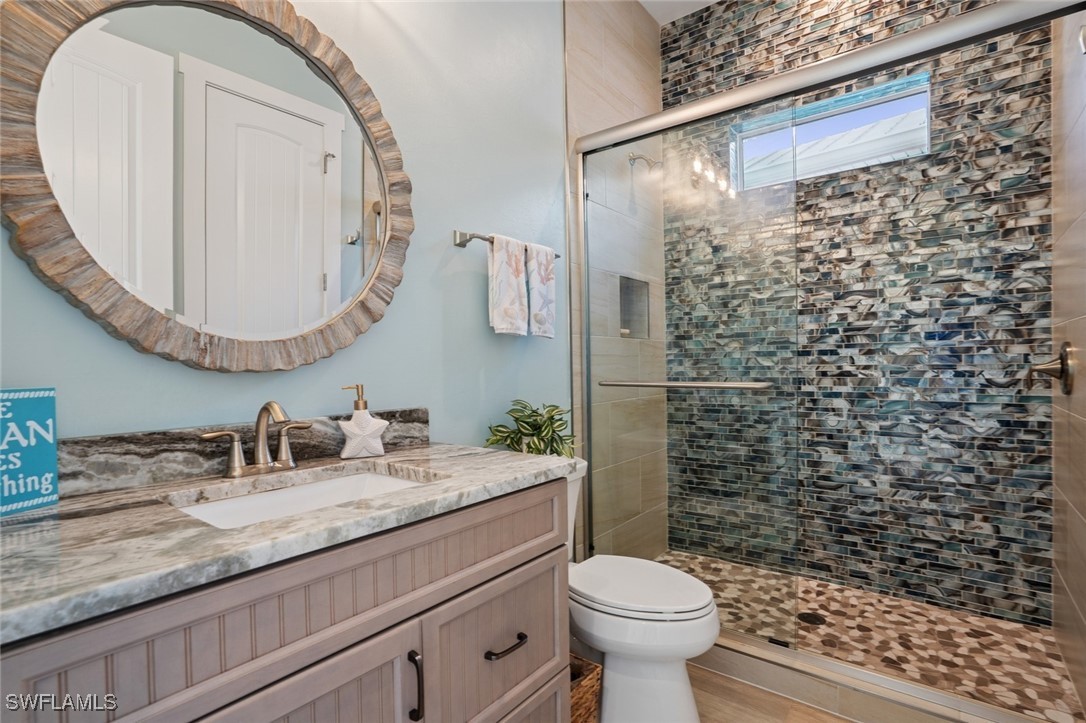 5862 Shell Cove Dr Property Photo 16