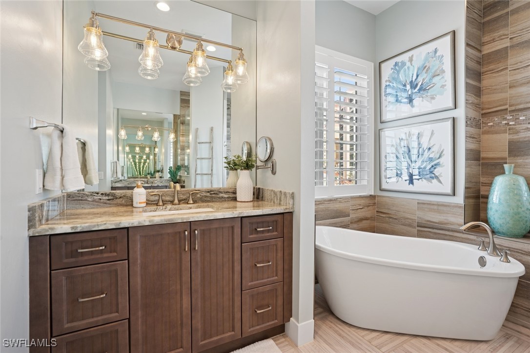 5862 Shell Cove Dr Property Photo 19