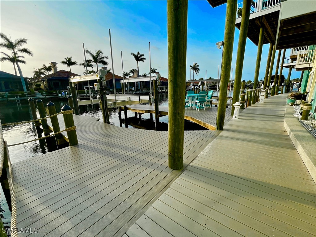 5862 Shell Cove Dr Property Photo 25