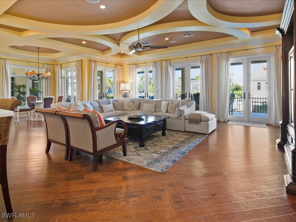 1550 Mullet Ln Property Photo 28