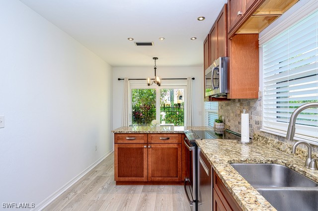 566 Beachwalk Cir Property Photo 11