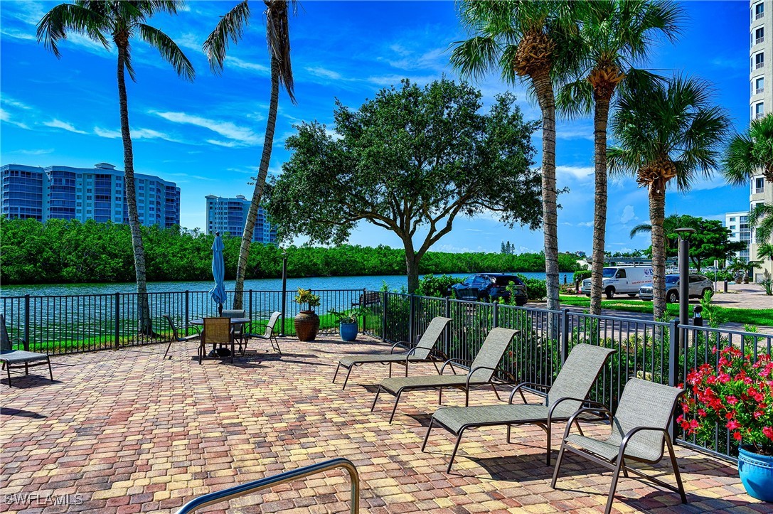 21 Bluebill Ave 902 Property Photo 8